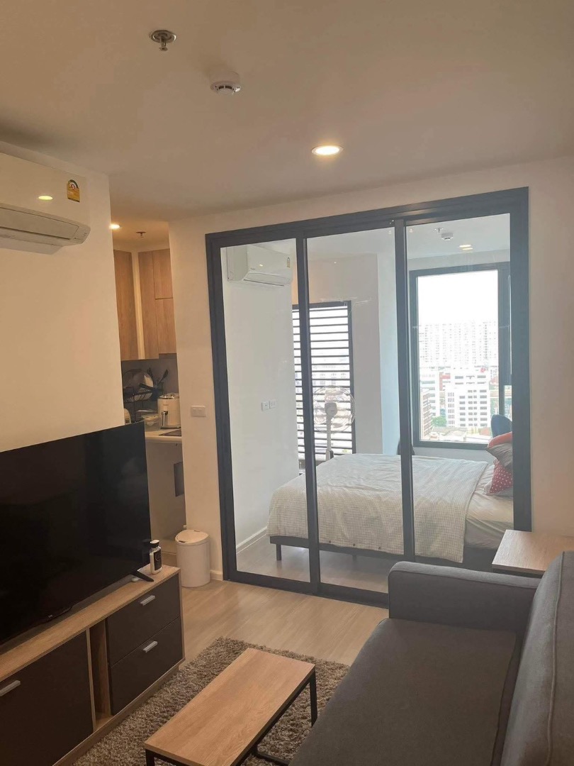 🌼Denim Jatujak : เดนิม จตุจักร 🌼 🚝 Next to BTS Mo chit / MRT Jatujak