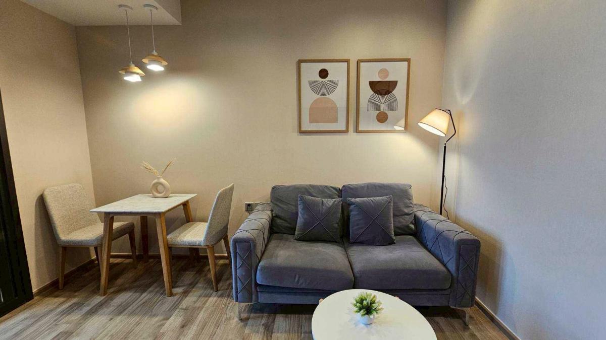 🌺The Line Jatujak-Mochit : เดอะ ไลน์ จตุจักร-หมอชิต🌺