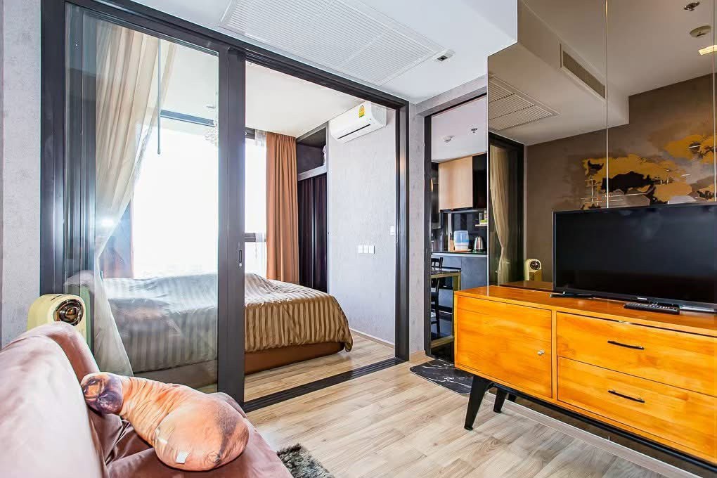 🌺The Line Jatujak-Mochit : เดอะ ไลน์ จตุจักร-หมอชิต🌺