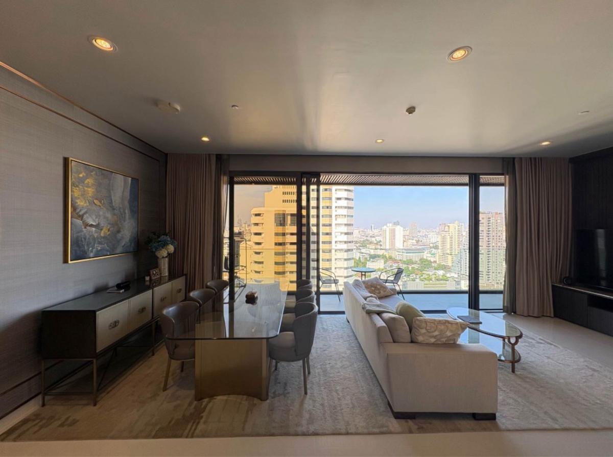 ✨Luxury Class Condo For rent : VITTORIO Sukhumvit 39
