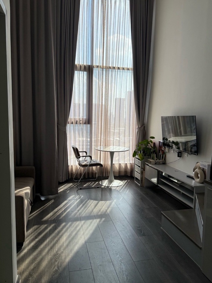 🍂 ไนท์บริดจ์ สเปซ รัชโยธิน : KnightsBridge Space Ratchayothin 🍂