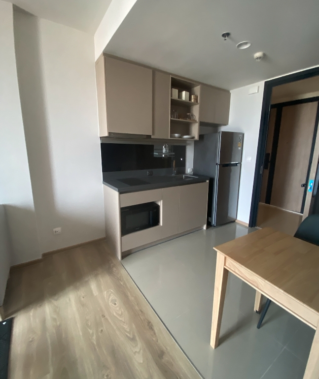 💛 Oka Haus Sukhumvit 36 : โอกะ เฮ้าส์ สุขุมวิท 36 💛