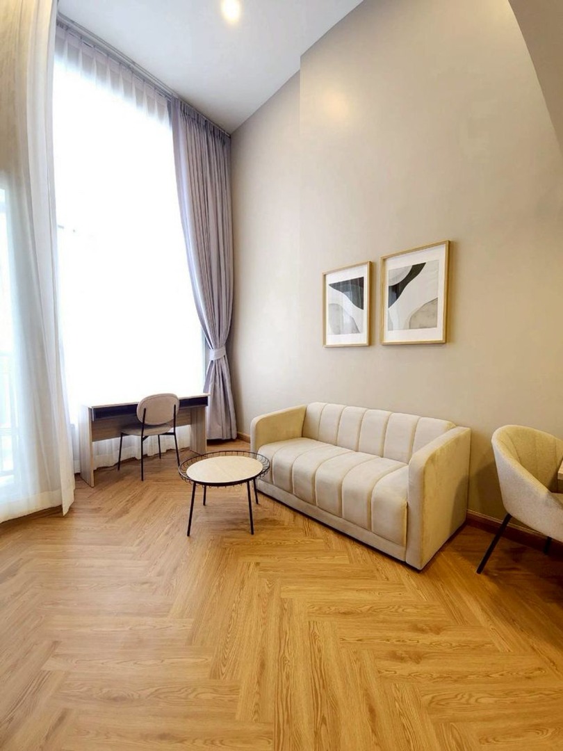 🌈SOHO Bangkok Ratchada🌈🚝Near MRT HuaiKhwang