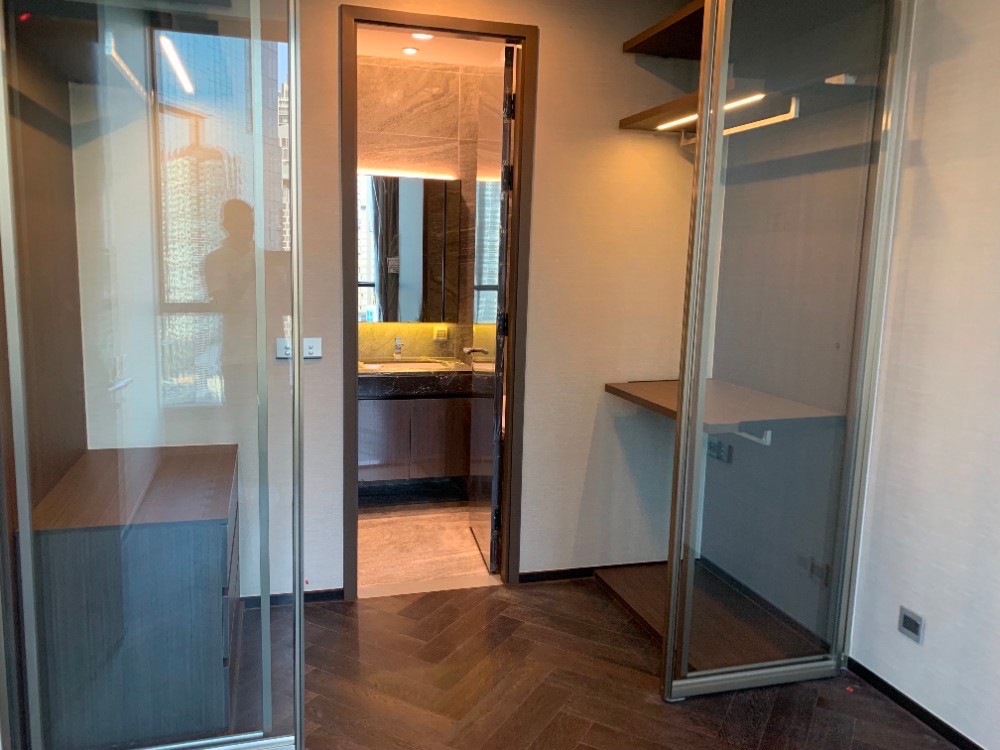 🍁Super luxury condominium For rent : The Esse Sukhumvit 36 🍁