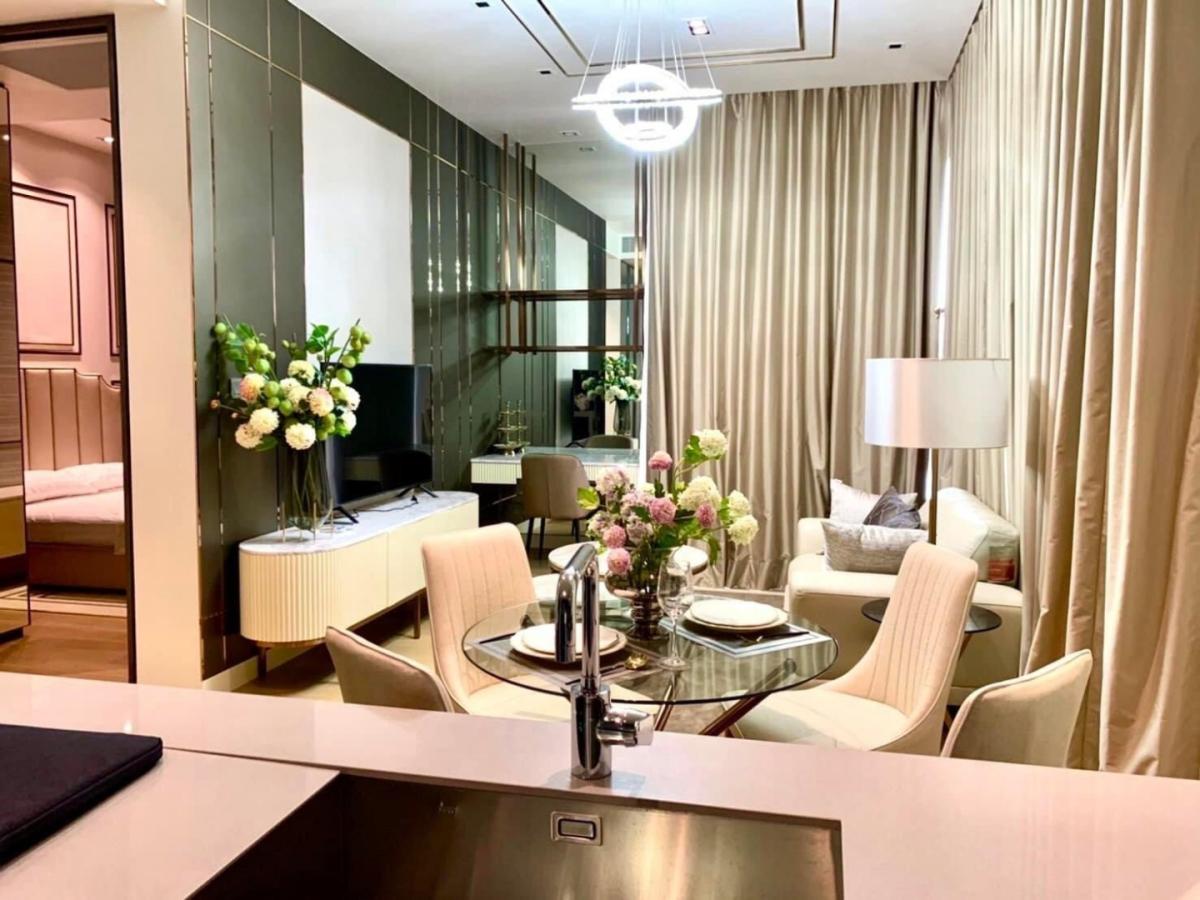 💚 Super Luxury Condo For rent : 28 Chidlom