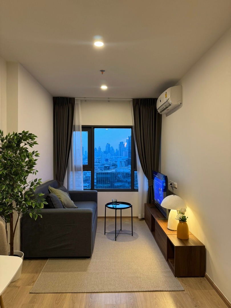 🌿Life Rama4-Asoke🌿🚝Near MRT Queen Sirikit