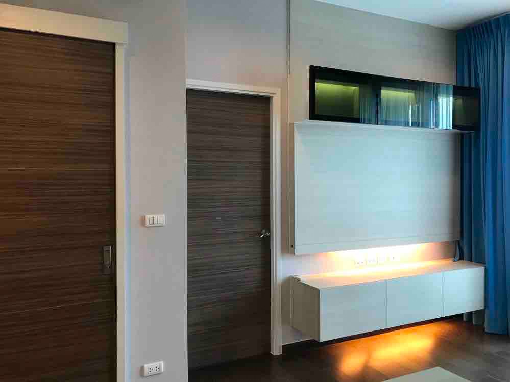 🌈 Luxury Condo For rent : Q Asoke