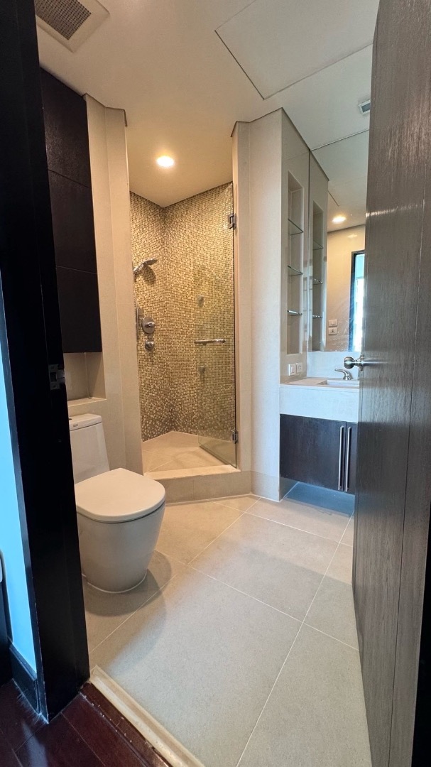 ✨Super Luxury Class Condo For rent : The Park Chidlom ✨ 