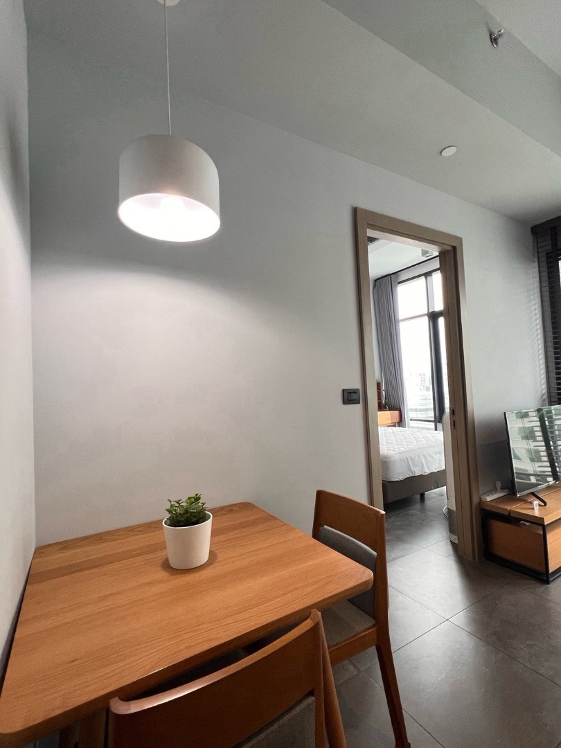 🌺The Lofts Asoke : เดอะ ลอฟท์ อโศก🌺 🚝 Close to BTS asoke , MRT petchaburi
